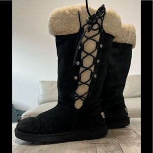 UGG Upside Black Boots
